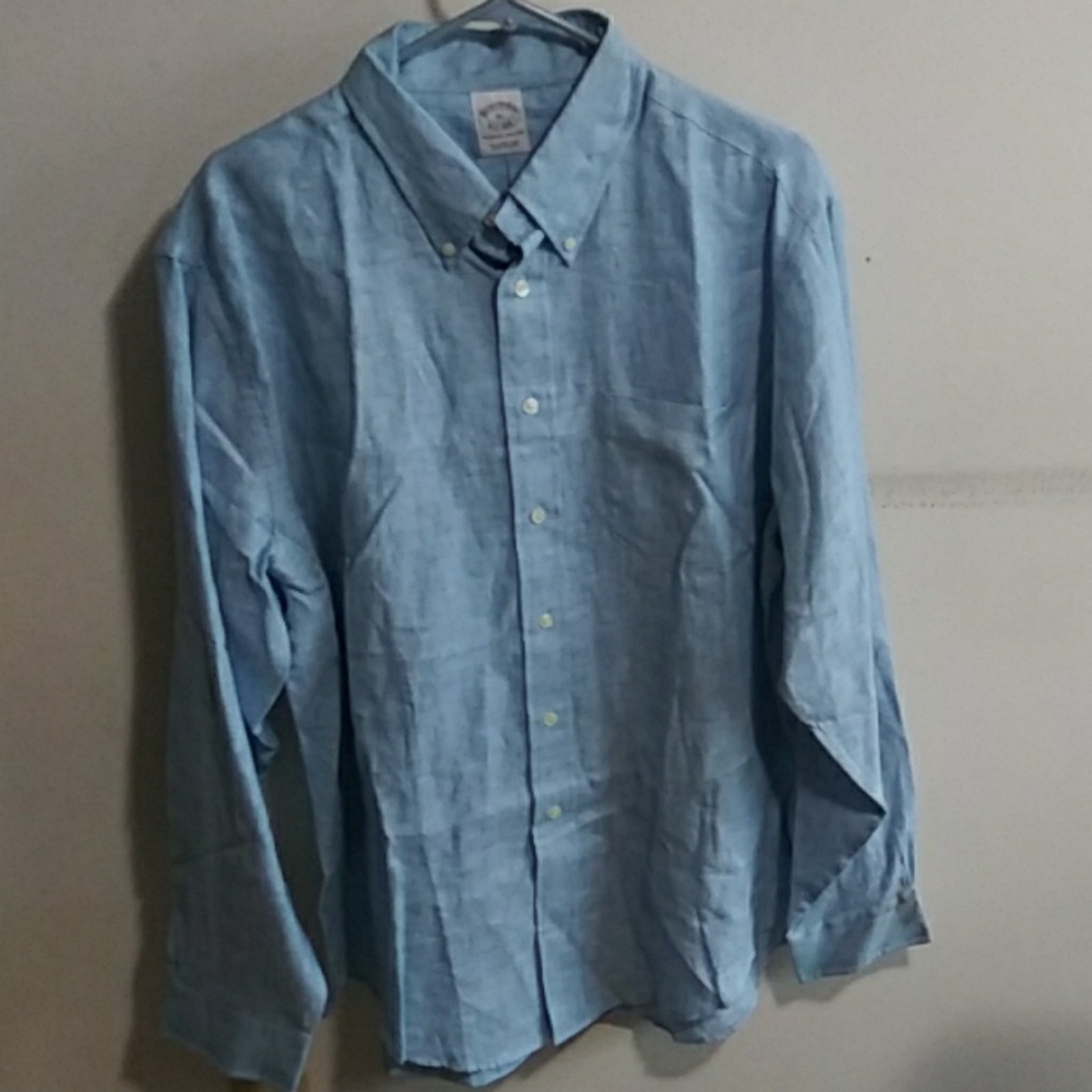 Men's long sleeve button dress shirt